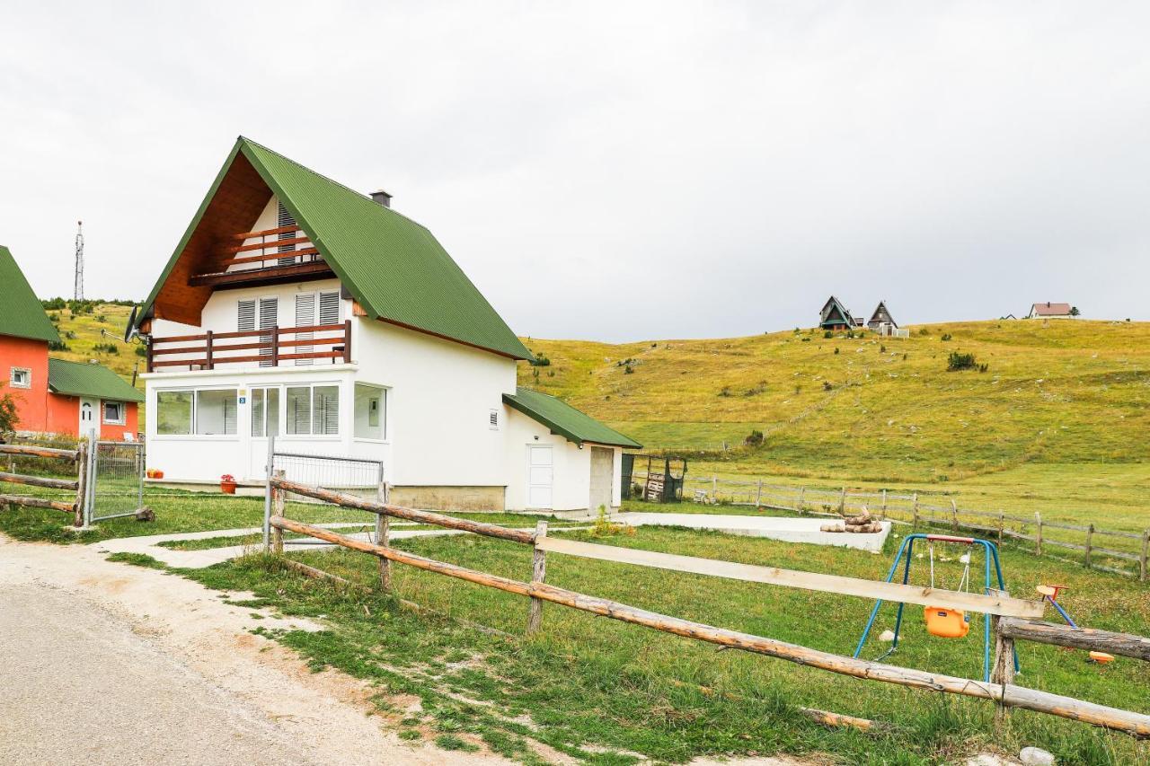 Guest House Sara Žabljak Eksteriør bilde