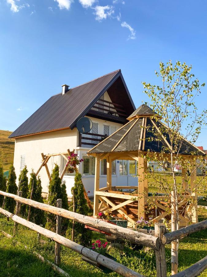 Guest House Sara Žabljak Eksteriør bilde