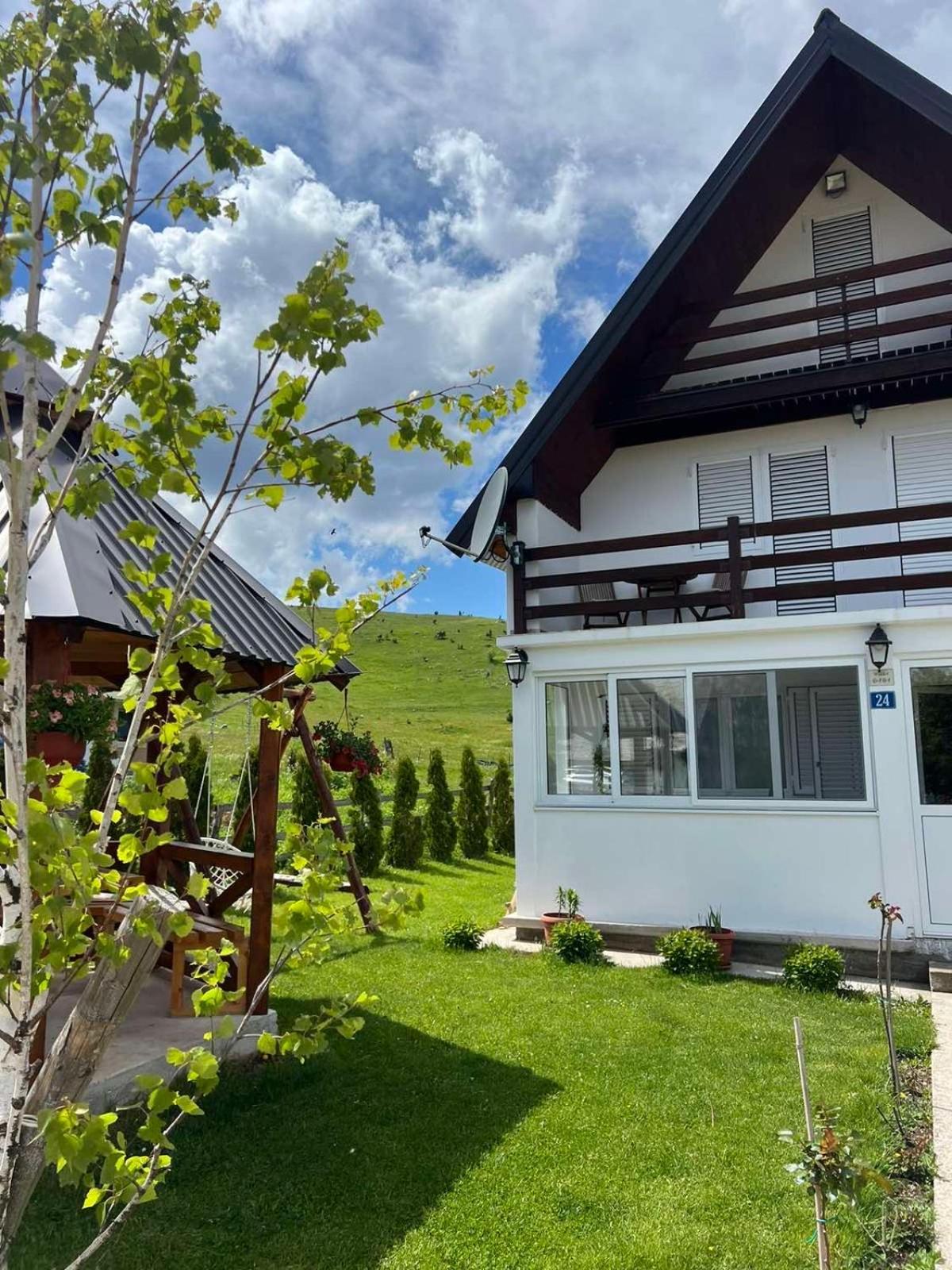 Guest House Sara Žabljak Eksteriør bilde